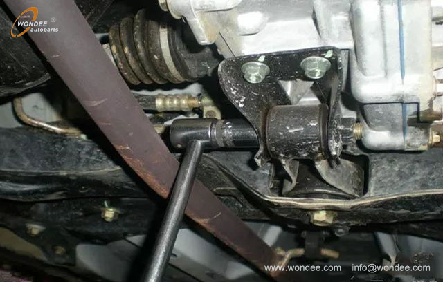 Auto chassis divergent (1)