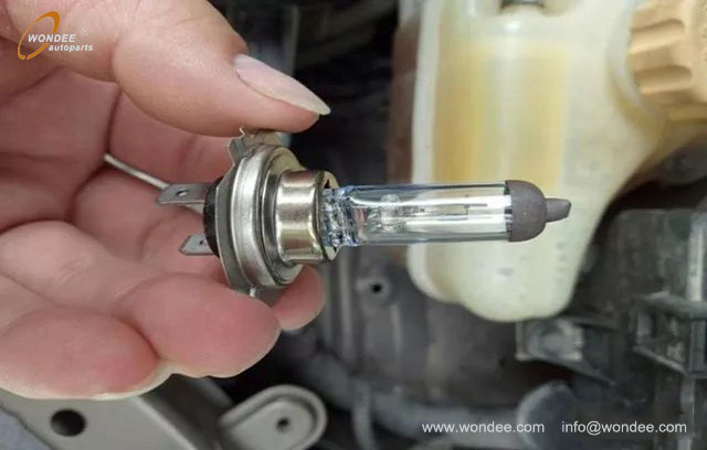 brake lights and low beam lights (4)