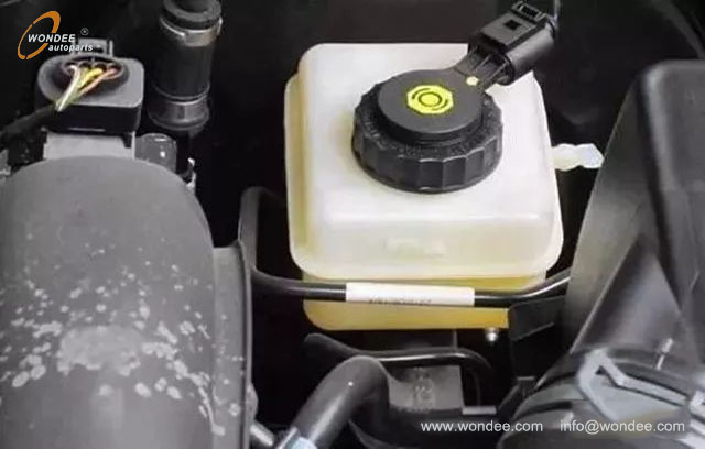 brake fluid (1)
