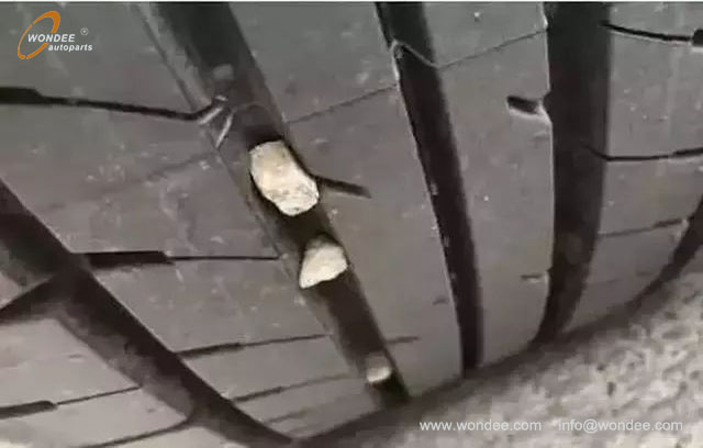 abnormal noise (2)