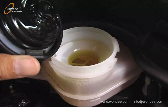 brake fluid (2)