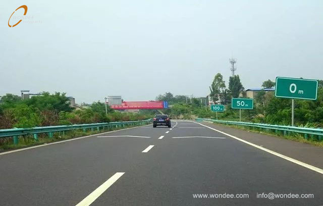 dangerous places on the highway (1)