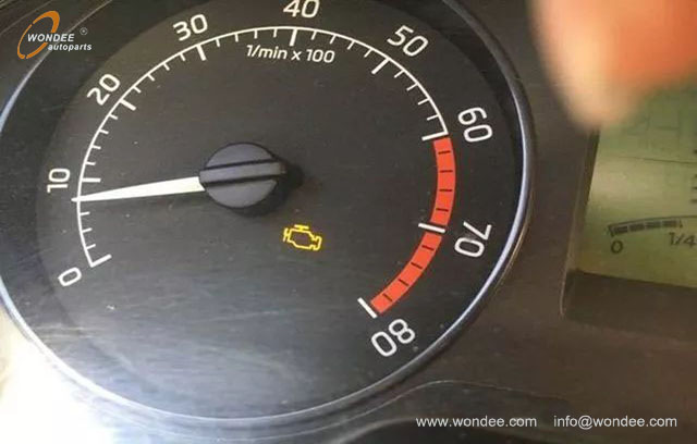 engine fault light (3)