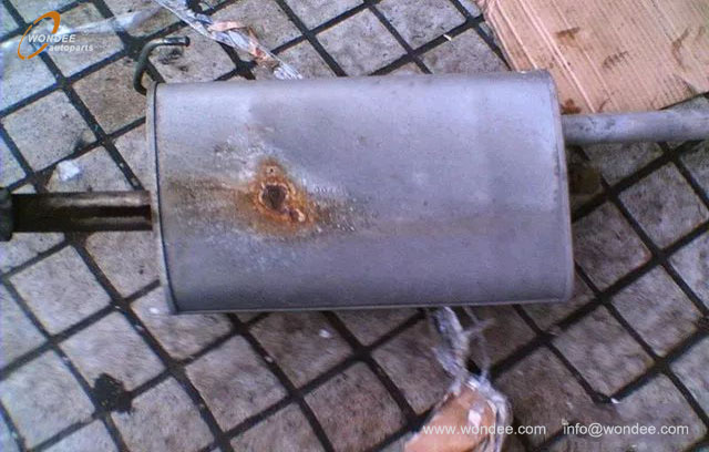 Exhaust Pipe (2)