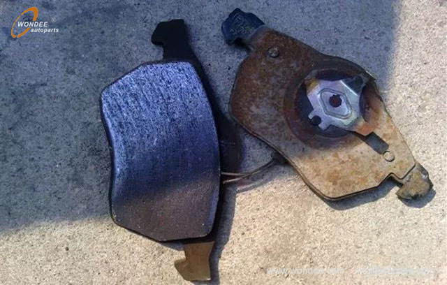 brake fluid (4)
