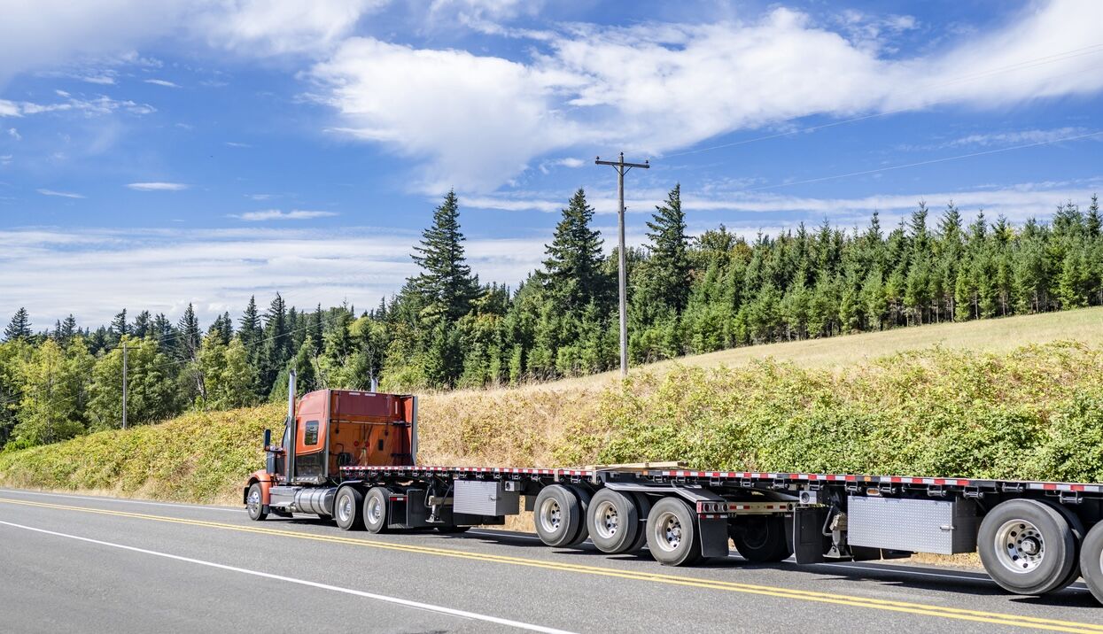 What Is Flatbed Shipping And How Does It Work?
