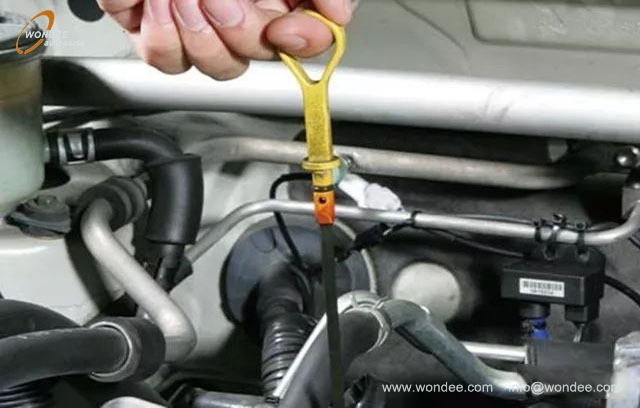 Car checking (2)